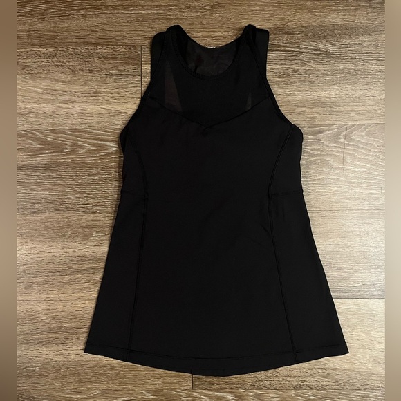 Lululemon Running In The City Tank in Black Size 4 - Picture 5 of 8
